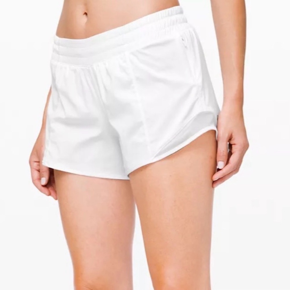 🍋Lululemon Hotty Hot Shorts🍋